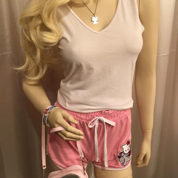 ADORABLE hello kitty cotton candy pink shorts,leather braclete and necklace set! - Picture 7 of 13
